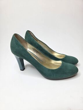 Anne Klein Iflex Emerald Green Suede Pumps Size 9